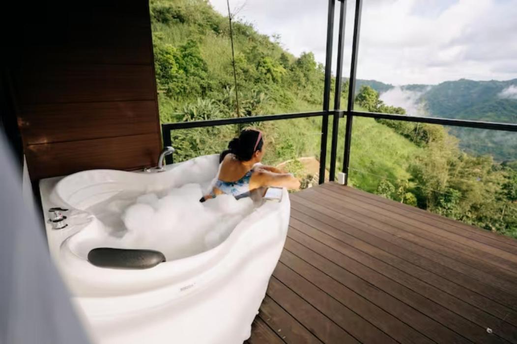 Grey Rock Mountain Cabin W/ Jacuzzi Balamban Kültér fotó